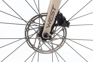Megamo West AXS 12V (gravel) t.54 Reacondicionada