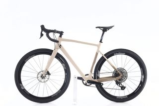 Megamo West AXS 12V (gravel) t.54 Reacondicionada