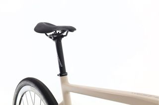 Megamo West AXS 12V (gravel) t.54 Reacondicionada