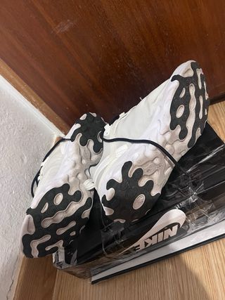 Zapatillas Nike React Hombre Blancas Negras