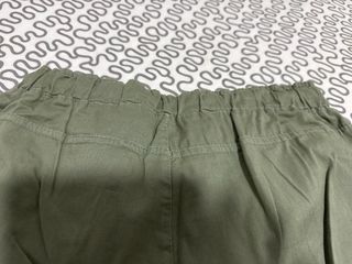 Pantalón fluido verde
