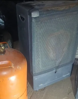 Estufa de gas Hellux