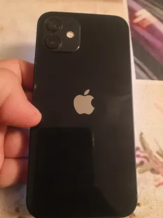 iPhone 12 Apple