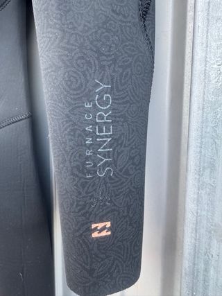 Neopreno Billabong Furnace Synergy 3/2. T6 mujer
