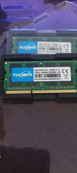 2x 8GB DDR3L SODIMM RAM Modules