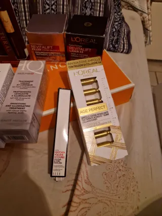 Lotto prodotti skincare donna