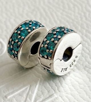 2 x Topes Pandora ORIGINALES color turquesa  clips