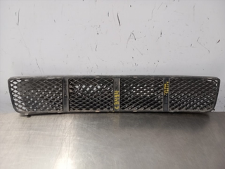 REJILLA PARAGOLPES DELANTERO VOLKSWAGEN POLO III