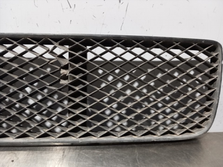 REJILLA PARAGOLPES DELANTERO VOLKSWAGEN POLO III