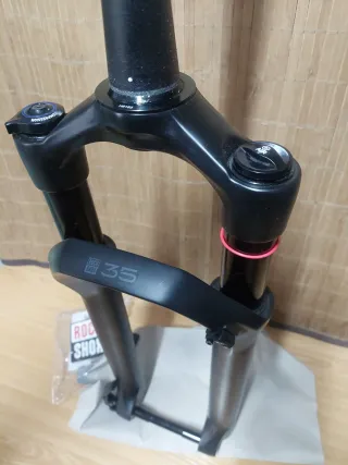 HORQUILLA DE BICI ROCKSHOX 35 GOLD TK 27,5" NUEVA.