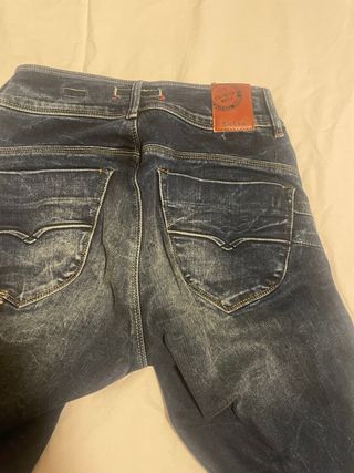 Pantalón vaquero Salsa Push In Talla 36. W 27