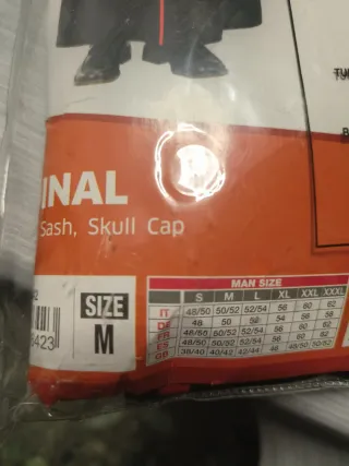 Disfraz Sacerdote Negro y Rojo Talla M