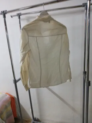 Blusa Simsim Crema Talla 42