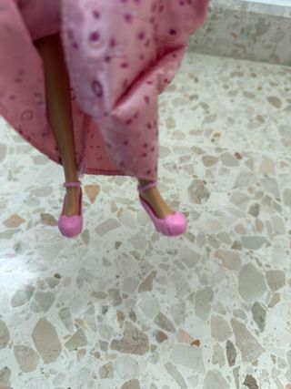 Conjunto 2 Barbies Vestidos