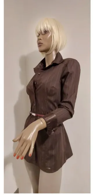 Camicetta lunga a righe marrone