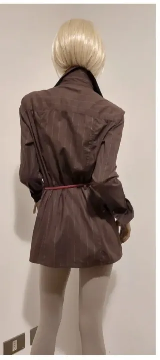 Camicetta lunga a righe marrone