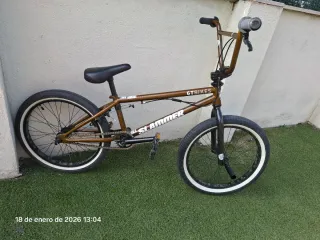 Bicicleta BMX GT Slammer Marrón