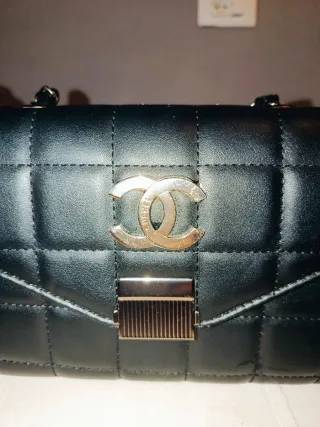 Bolso espectacular negro