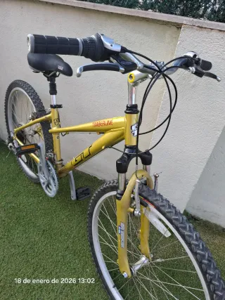 Bicicleta GT Señora