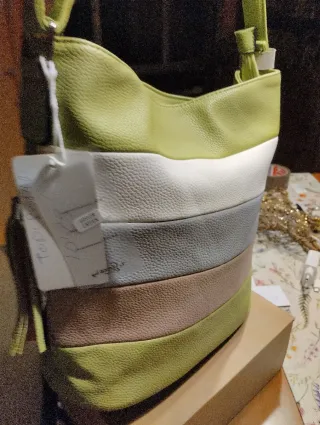 Bolso espectacular nuevo