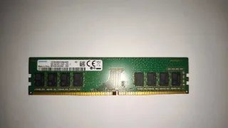 4x 8GB DDR4 2400MHz Samsung RAM