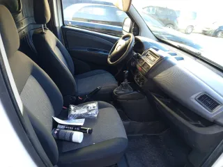 Se alquila furgoneta sin conductor