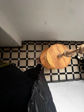 Expositor rústico de madera, 2 niveles