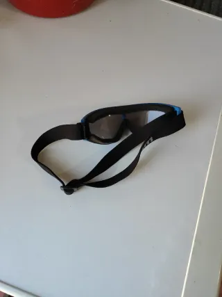 Pack Esquí Niños: Mono Rojo + Gafas Ventisca