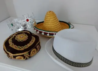 Set di accessori per Carnevale per adulti e bambini