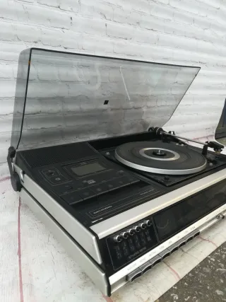 Radio Tocadiscos y Cassette