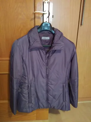 Chaqueta Reebok mujer morada