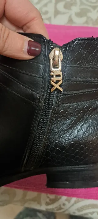 Botines Xti Negros Mujer