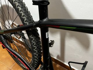 Bicicleta Ghost Negra y Verde