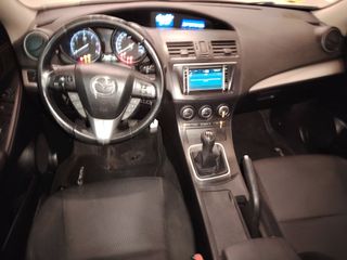 Mazda 3 2012