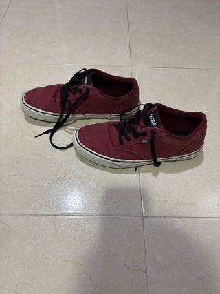 Zapatillas Vans Talla 44 burdeos y Negras