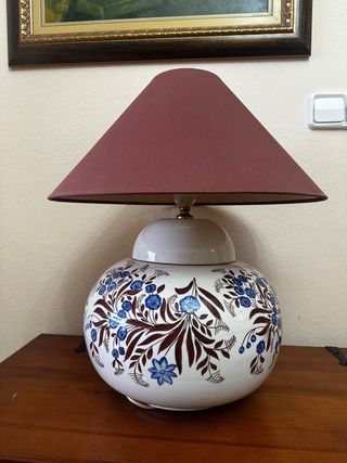 Lámpara de mesa cerámica decorada