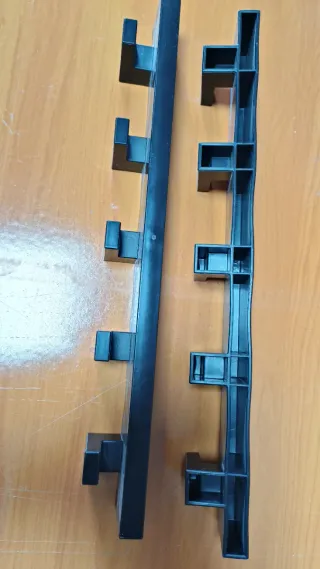 Perchero de pared negro