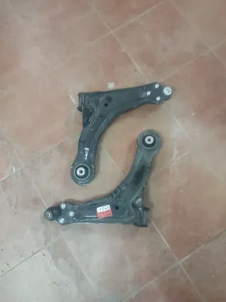 Brazos Suspensión Mercedes W638