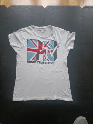 Camiseta MTV SELECTED Talla M