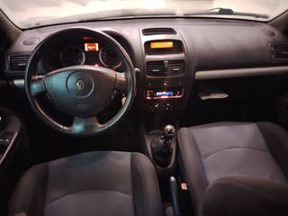 Renault Clio 2005