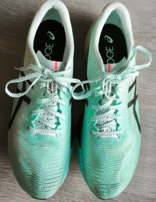 ASICS Metaspeed Edge Paris - Excelente estado