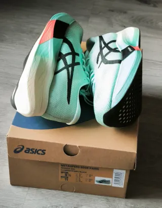 ASICS Metaspeed Edge Paris - Excelente estado