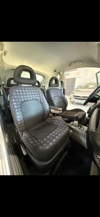 Volkswagen Beetle 2001