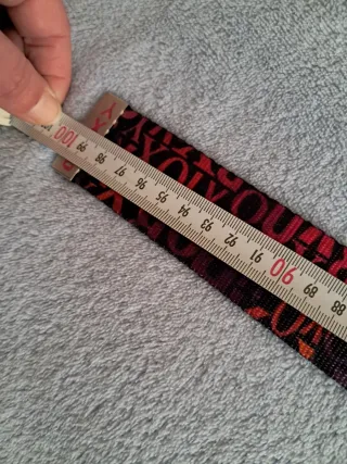 Cinturón Roxy Multicolor con Hebilla Roja