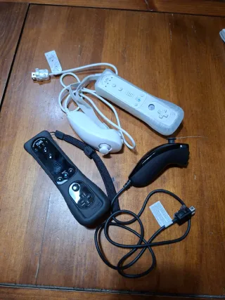 Nintendo Wii + Wii Balance Board + Wii Sports Reso
