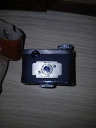 Mini fotocamera PETIE anni '60