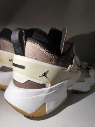 Scarpe Jordan Uomo Beige/Oro Tg 46