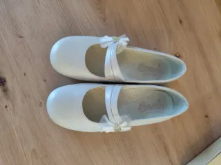 Zapato comunión blanco 1 solo uso talla 33