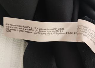 Falda negra de tubo de Massimo Dutti, 36