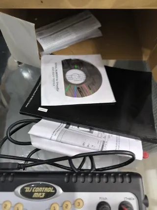 Controlador DJ Hercules MP3